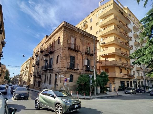 Appartamento in vendita di 107 m² in Via ELENA / VIA CHENNEDY