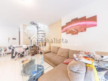 Appartamento in vendita di 107 m² in Via Federico Fellini, 9