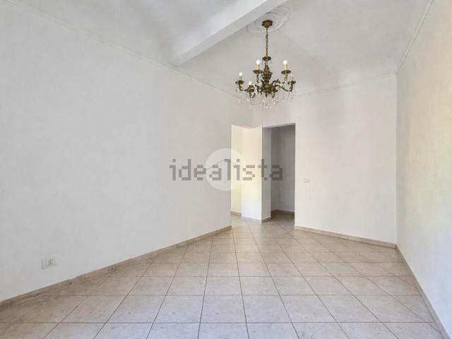 Appartamento in vendita di 107 m² in Via Francesco Crispi, 6