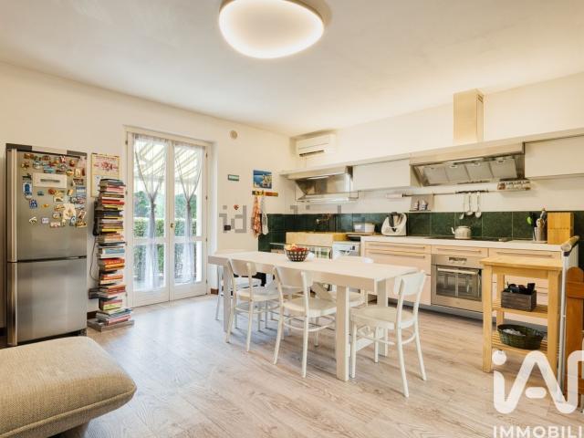 Appartamento in vendita di 107 m² in Via Lorenzo Conati