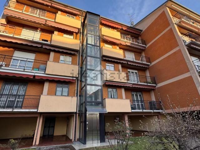 Appartamento in vendita di 107 m² in Via Montello, 36