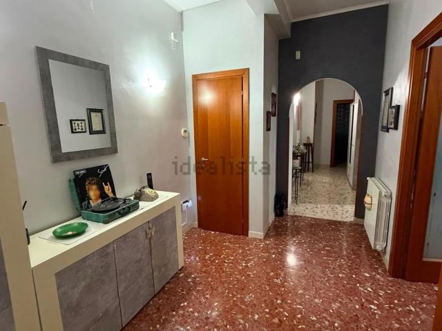 Appartamento in vendita di 107 m² in Via Monti Lepini