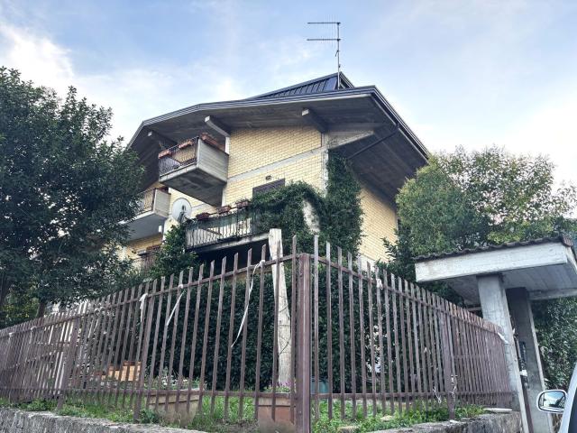Appartamento in vendita di 107 m² in Via Nazionale, 50