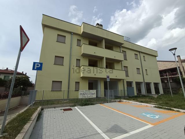 Appartamento in vendita di 107 m² in Via Narni, 210