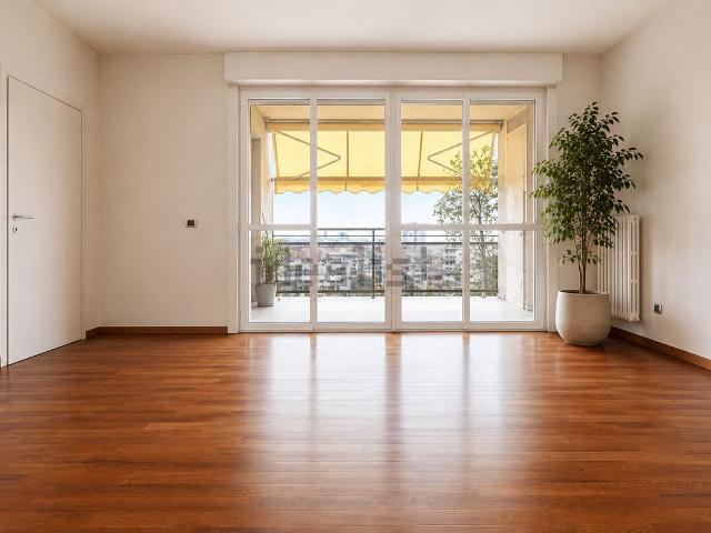 Appartamento in vendita di 107 m² in Via Savona