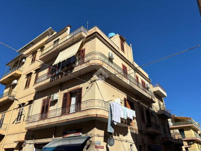 Appartamento in vendita di 107 m² in Via San Speciale, 17