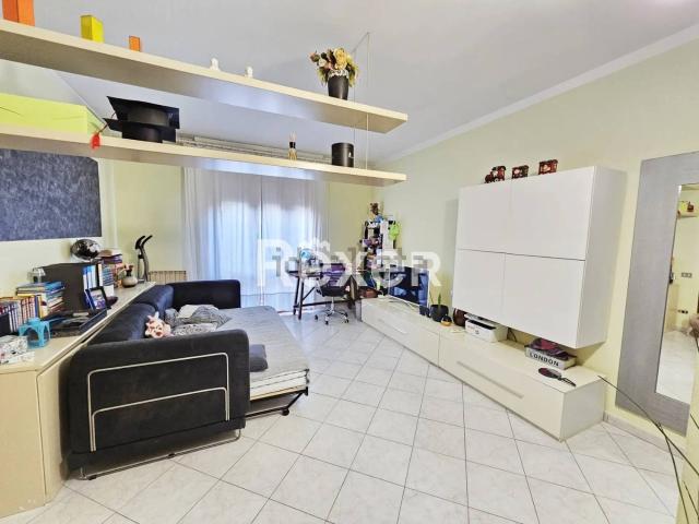 Appartamento in vendita di 107 m² in Via Siena, 5