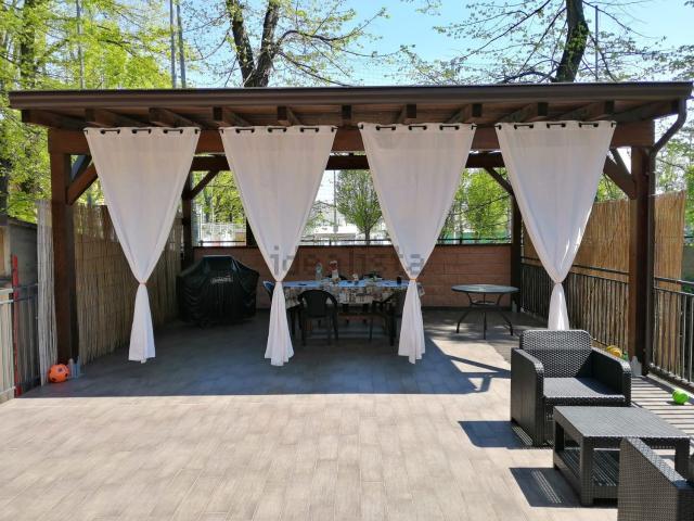 Appartamento in vendita di 107 m² in Via Stradella