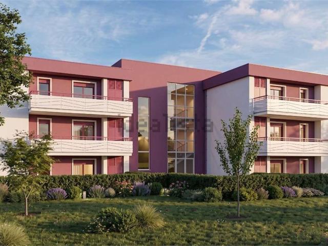 Appartamento in vendita di 107 m² in Via Pola Esterna
