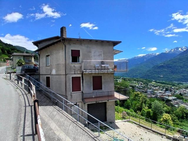 Appartamento in vendita di 107 m² in Via Piedo, 2