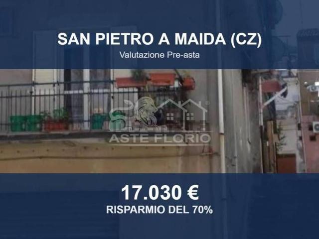 Appartamento in vendita di 107 m² in Via Pietrantonio Sgrò, 39