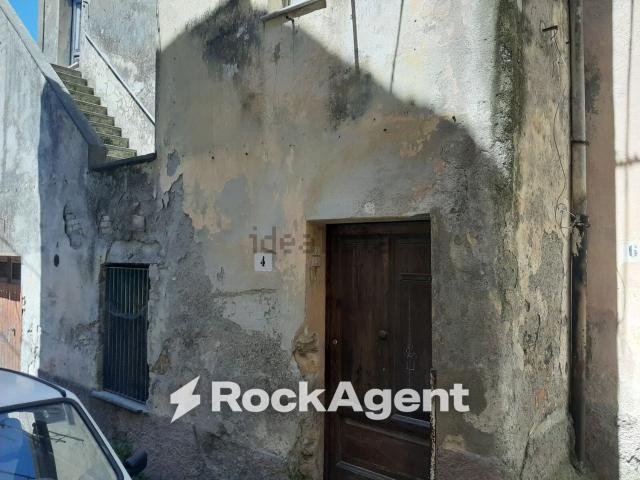 Appartamento in vendita di 107 m² in Via Pubblica Istruzione, 10