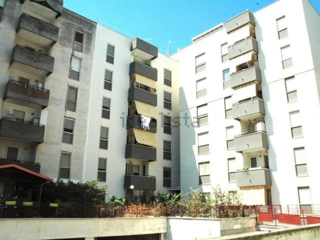 Appartamento in vendita di 107 m² in Via Roma, 102