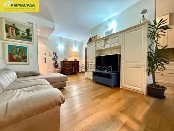 Appartamento in vendita di 107 m² in Via Ronzinella