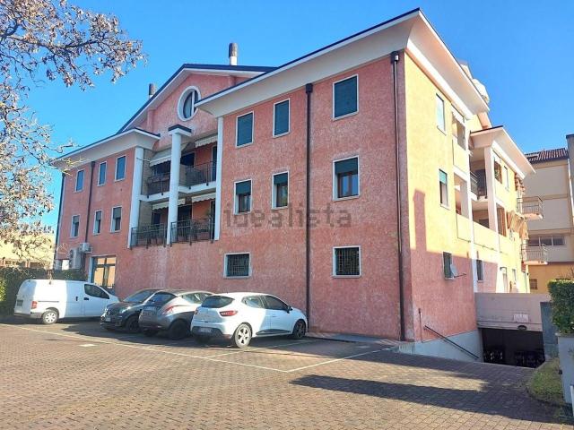 Appartamento in vendita di 107 m² in Via Riviera del Brenta, 202