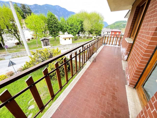 Appartamento in vendita di 107 m² in Via Rubattiera, 2