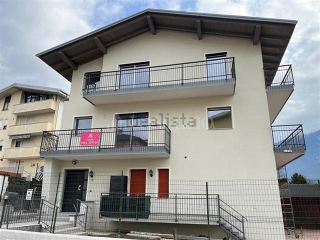 Appartamento in vendita di 107 m² in Via Tonelli