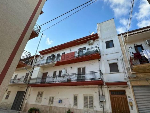 Appartamento in vendita di 107 m² in Via Trapani, 26