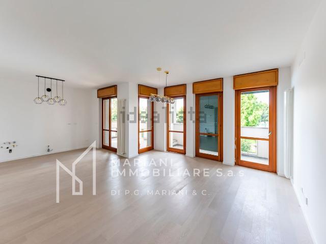 Appartamento in vendita di 107 m² in Via XXVII Novembre, 5