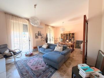 Appartamento in vendita di 107 m² in Viale Teracati