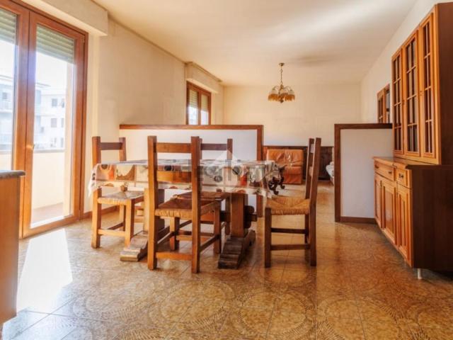 Appartamento in vendita di 107 m² in Viale Abetone, 24