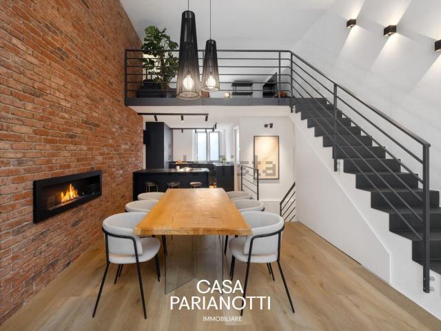 Appartamento in vendita di 107 m² in Viale Giuseppe Azari, 1