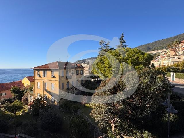Appartamento in vendita di 107 m² in Corso Regina Margherita, 69