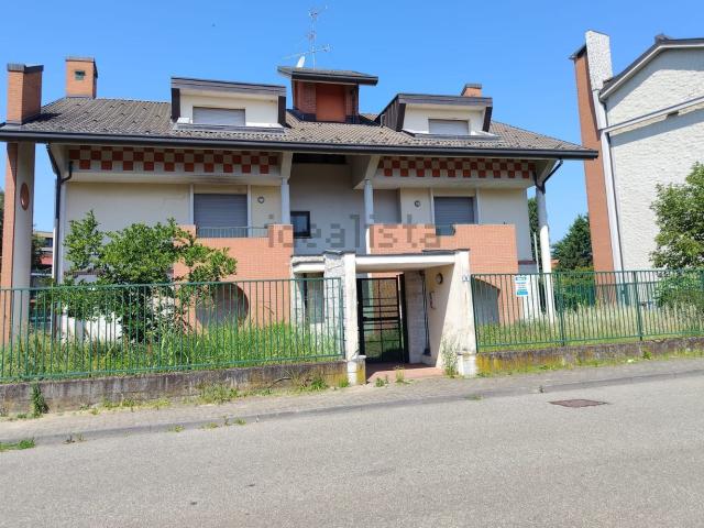 Appartamento in vendita di 107 m² in Largo Donatello, 2