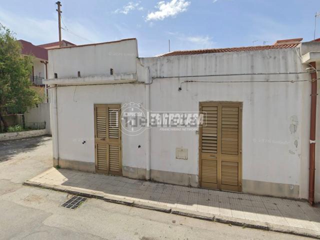 Appartamento in vendita di 107 m² in Località Mili Marina, 36