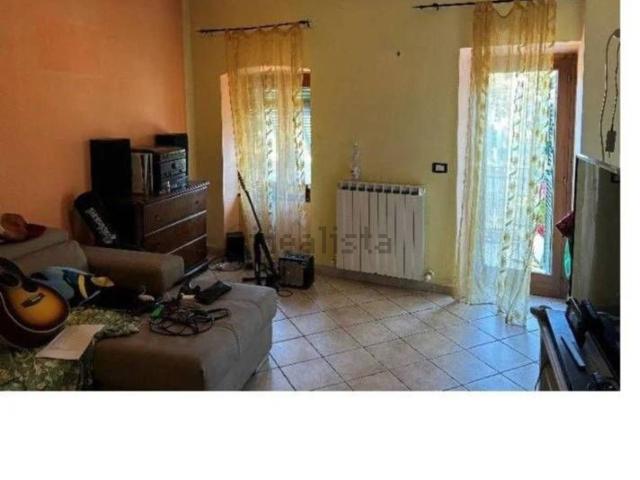 Appartamento in vendita di 107 m² in Piazza Umberto I, 10