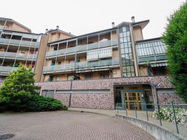 Appartamento in vendita di 107 m² in Strada Mongina, 2