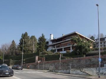 Appartamento in vendita di 107 m² in Strada Torino, 16