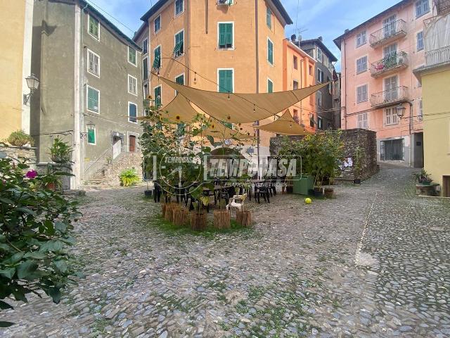 Appartamento in vendita di 108 m² in Via Casai, 17