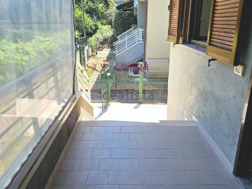 Appartamento in vendita di 108 m² in Via Castiglionese