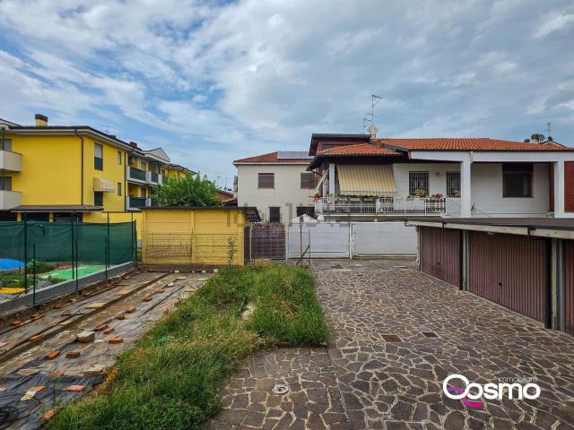 Appartamento in vendita di 108 m² in Via Circonvallazione, 58