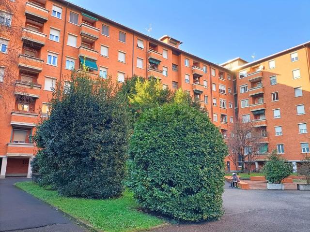 Appartamento in vendita di 108 m² in Via A. Poliziano, 2