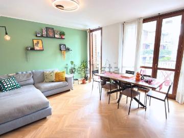 Appartamento in vendita di 108 m² in Via Angelo Curioni, 6