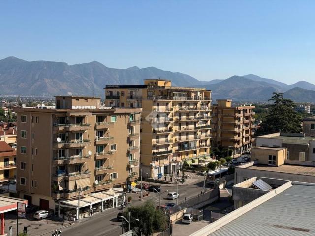 Appartamento in vendita di 108 m² in Via Adriana, 8