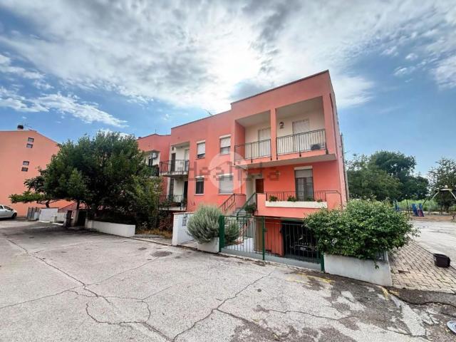 Appartamento in vendita di 108 m² in Via Aldo Iacucci, 19
