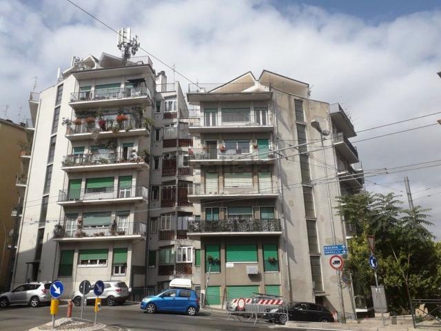 Appartamento in vendita di 108 m² in Via Arenazze