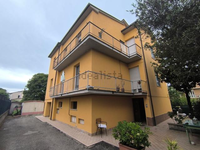 Appartamento in vendita di 108 m² in Via B. di Tommaso