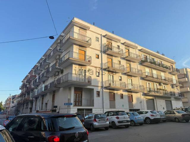 Appartamento in vendita di 108 m² in Via Bolzano, 23