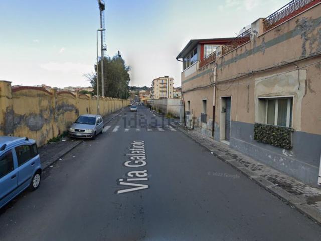 Appartamento in vendita di 108 m² in Via Galatioto