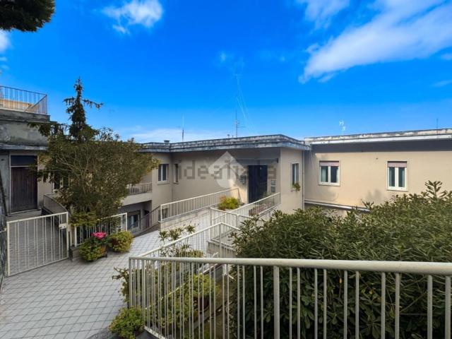 Appartamento in vendita di 108 m² in Via Giuseppe Salvatore Pianell, 4