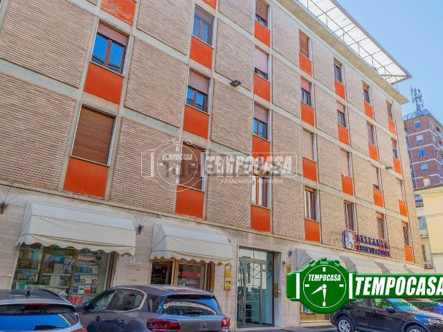 Appartamento in vendita di 108 m² in Via Giandomenico Romagnosi, 33