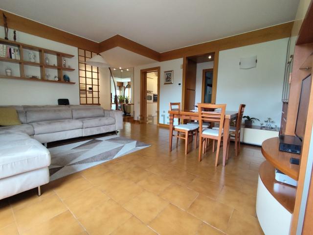 Appartamento in vendita di 108 m² in Via Giovanni Boccaccio, 23