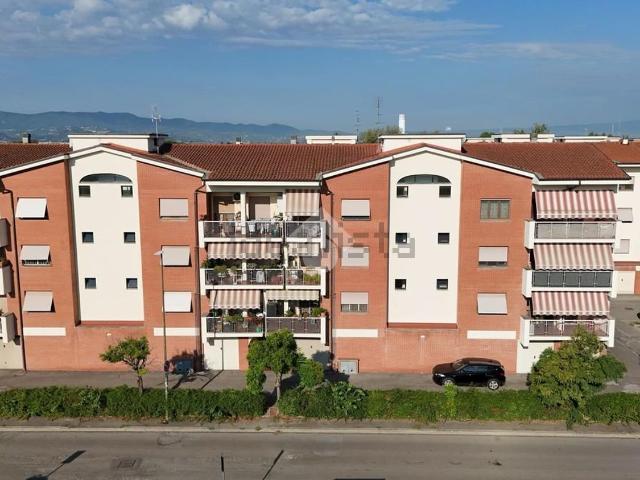 Appartamento in vendita di 108 m² in Via Giovanni Falcone e Paolo Borsellino, 1