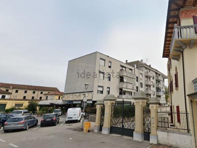 Appartamento in vendita di 108 m² in Via Gustavo Badini, 15