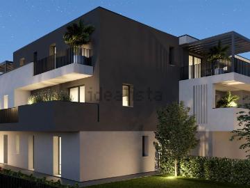 Appartamento in vendita di 145 m² in Via Dante Alighieri