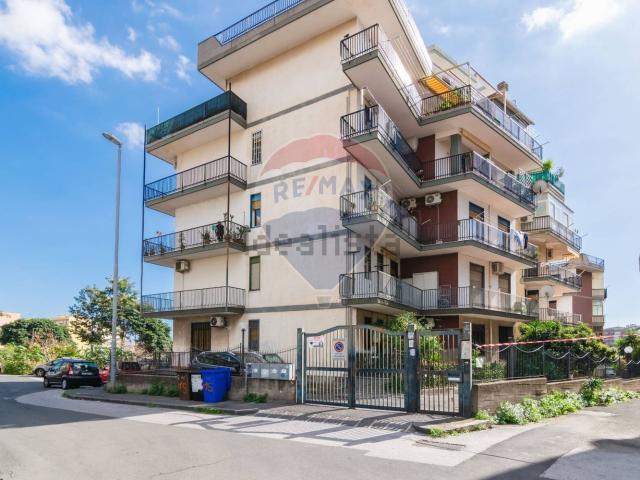 Appartamento in vendita di 108 m² in Via dei Piccioni, 15